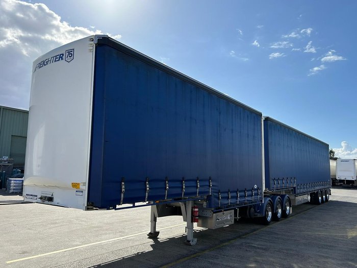 2021 Maxitrans St3 34 Pallet Drop Deck Mezzanine R/T