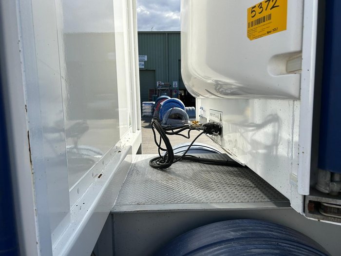 2021 Maxitrans St3 34 Pallet Drop Deck Mezzanine R/T 