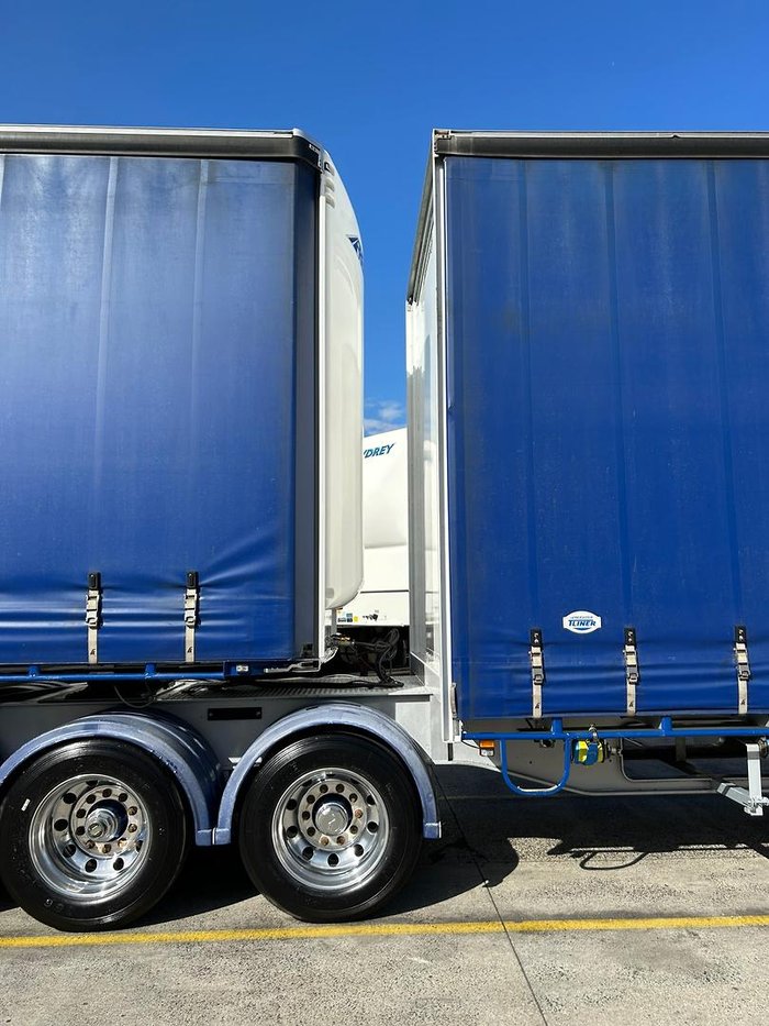 2021 Maxitrans St3 34 Pallet Drop Deck Mezzanine R/T 