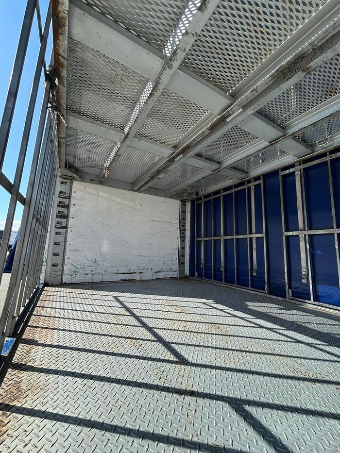 2021 Maxitrans St3 34 Pallet Drop Deck Mezzanine R/T