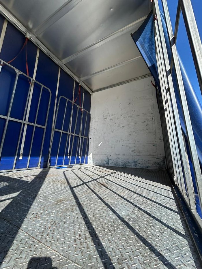 2021 Maxitrans St3 34 Pallet Drop Deck Mezzanine R/T 