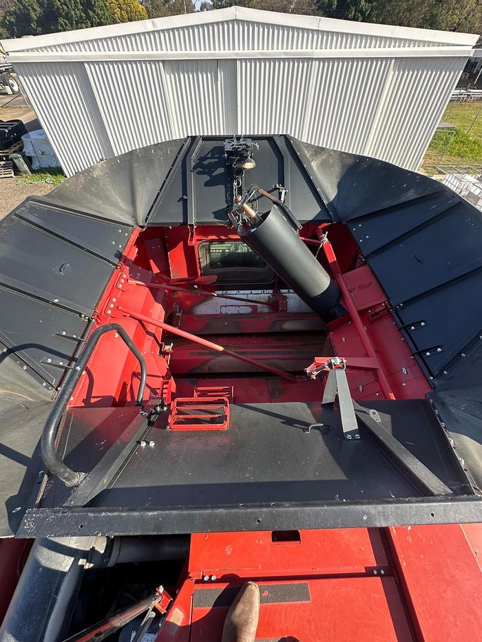 2020 CASE IH 8250 Suspended Tracks Red