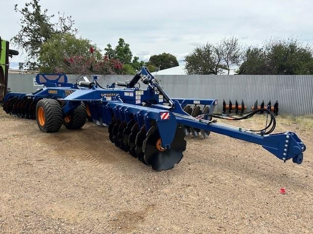 2024 Grizzly Tiny 290 Blue