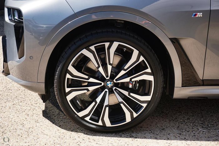 2023 BMW X7 xDrive40d M Sport