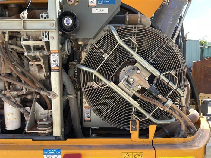 2021 Liebherr R 914 YELLOW