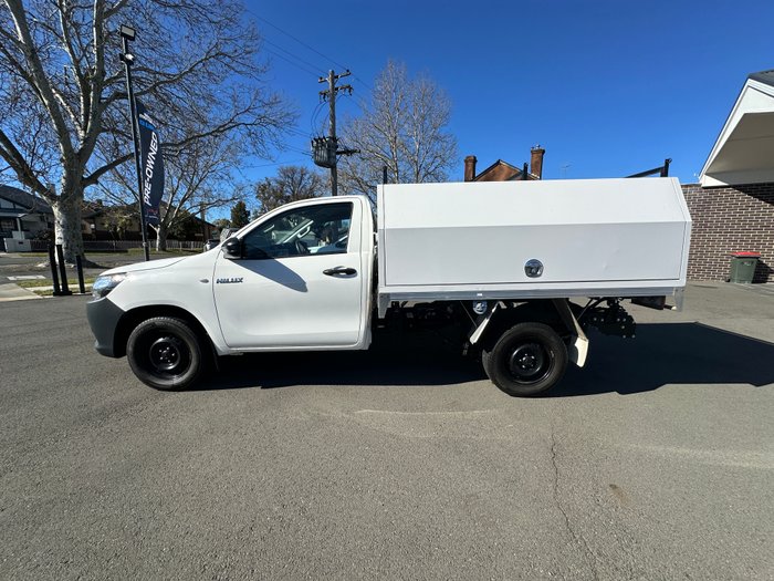 2018 TOYOTA HILUX WORKMATE