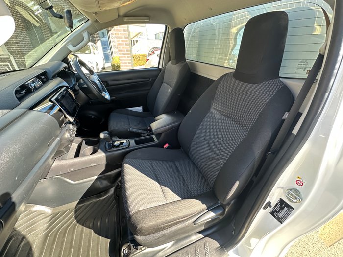 2018 TOYOTA HILUX WORKMATE