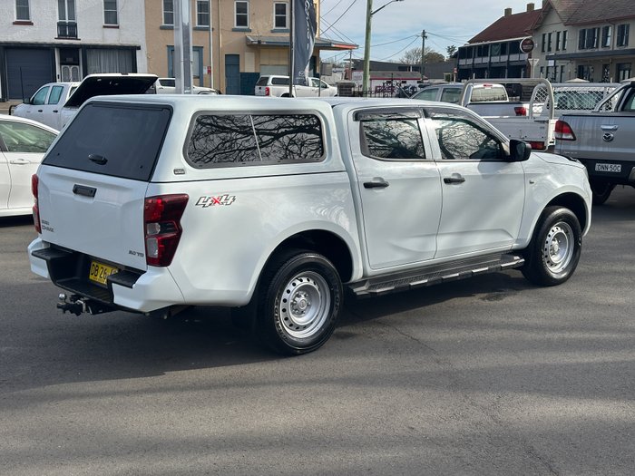 2021 ISUZU D-MAX SX (4x4)