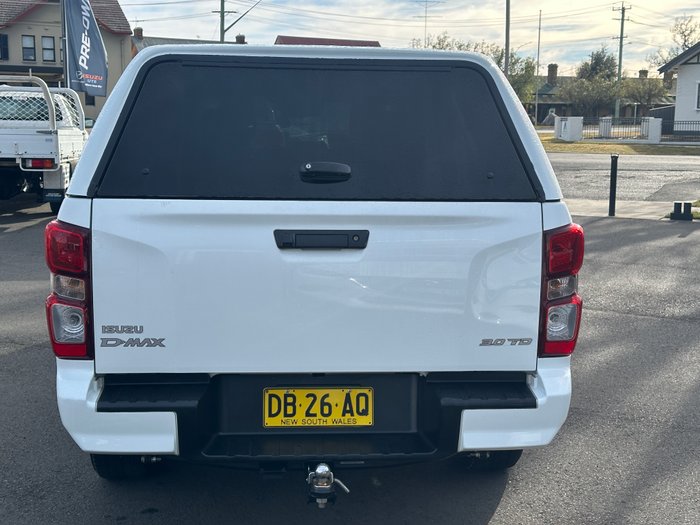 2021 ISUZU D-MAX SX (4x4)