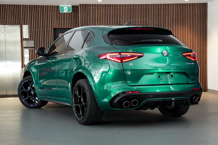 2022 Alfa Romeo Stelvio Quadrifoglio