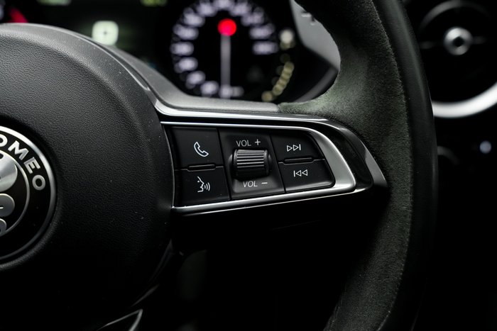 2022 Alfa Romeo Stelvio Quadrifoglio