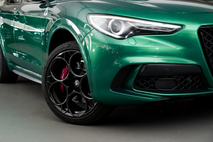 2022 Alfa Romeo Stelvio Quadrifoglio