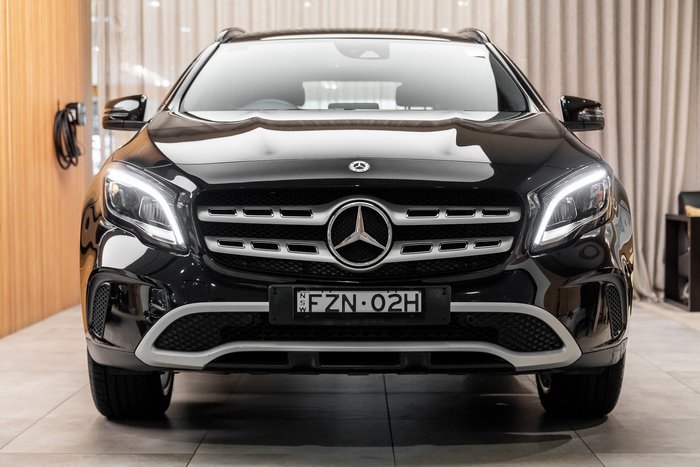 2019 MERCEDES-BENZ GLA 180