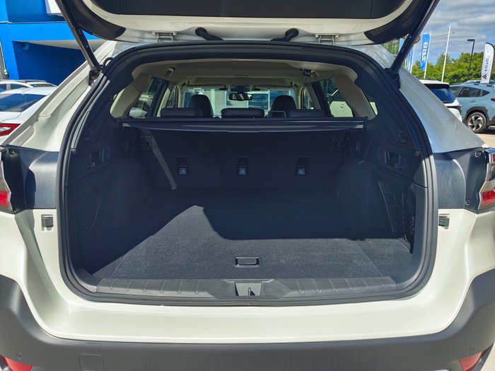 2025 Subaru Outback AWD Touring