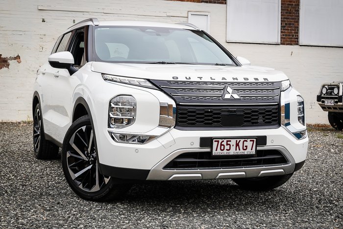 2024 MITSUBISHI OUTLANDER ASPIRE 7 SEAT (2WD)