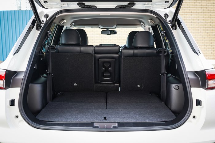 2024 MITSUBISHI OUTLANDER ASPIRE 7 SEAT (2WD)