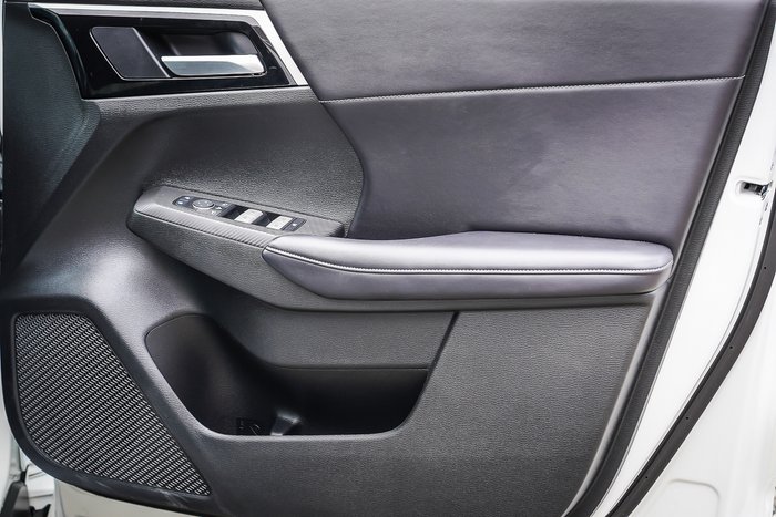 2024 MITSUBISHI OUTLANDER ASPIRE 7 SEAT (2WD)