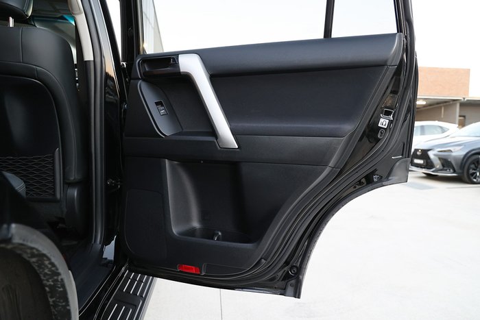 2022 TOYOTA LANDCRUISER PRADO GXL