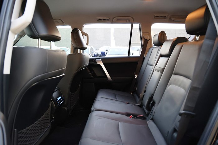 2022 TOYOTA LANDCRUISER PRADO GXL