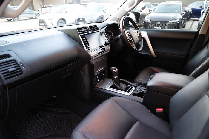 2022 TOYOTA LANDCRUISER PRADO GXL