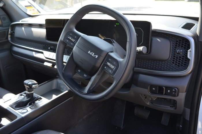 2025 Kia Tasman S