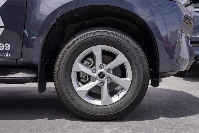 2025 Isuzu MU-X LS-M