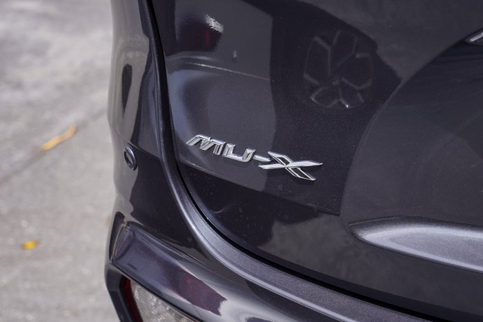 2025 Isuzu MU-X LS-M