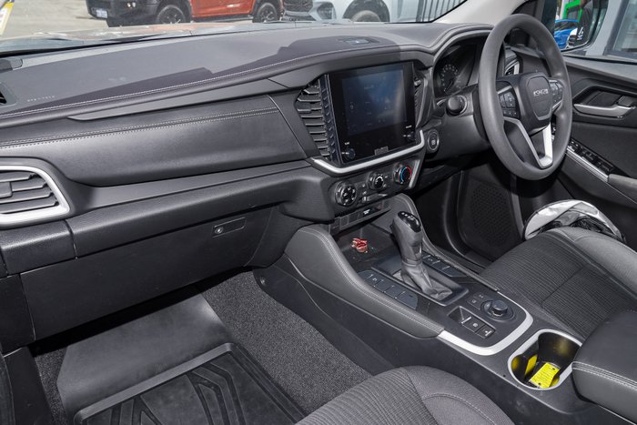 2025 Isuzu MU-X LS-M