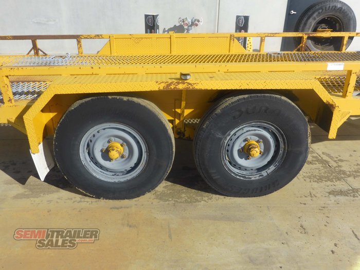2006 Cowan Welding Dual Axle Plant Trailer