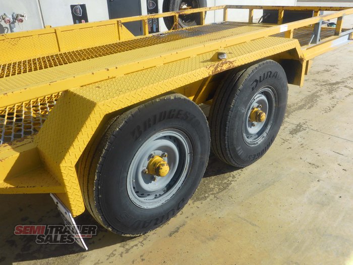 2006 Cowan Welding Dual Axle Plant Trailer