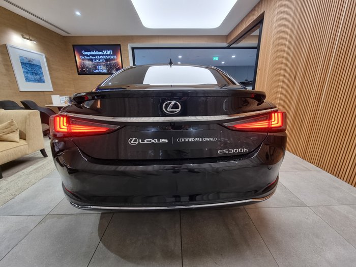 2025 Lexus ES300h Luxury 2.5L Hybrid Auto CVT Sedan