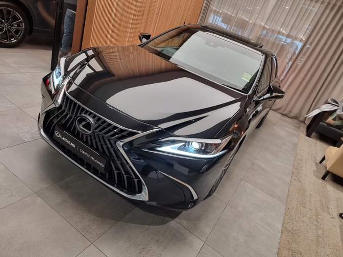 2025 Lexus ES300h Luxury 2.5L Hybrid Auto CVT Sedan