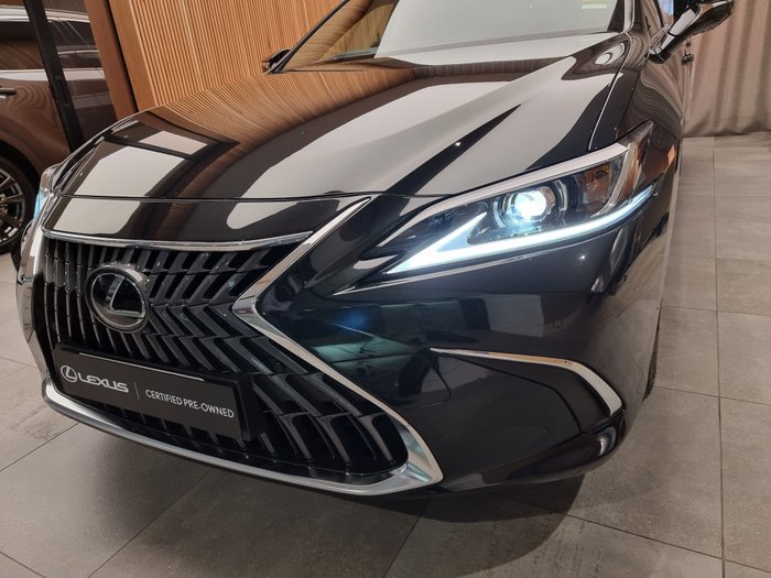 2025 Lexus ES300h Luxury 2.5L Hybrid Auto CVT Sedan
