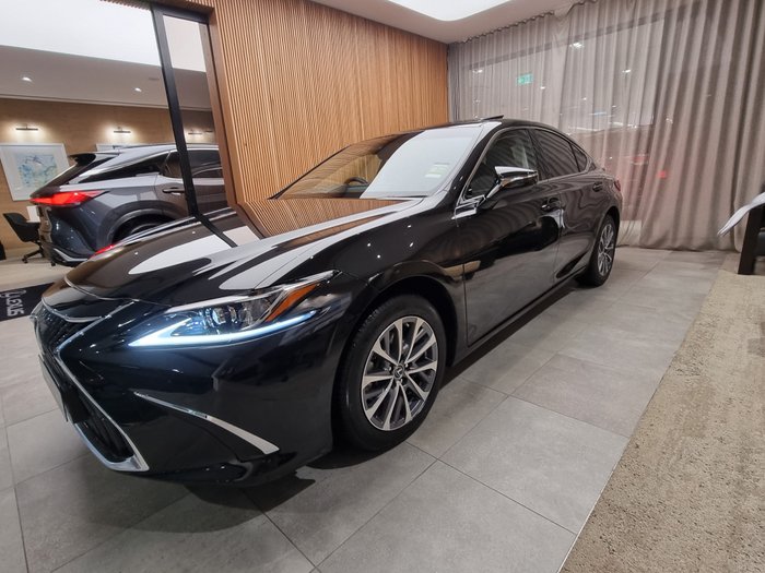 2025 Lexus ES300h Luxury 2.5L Hybrid Auto CVT Sedan