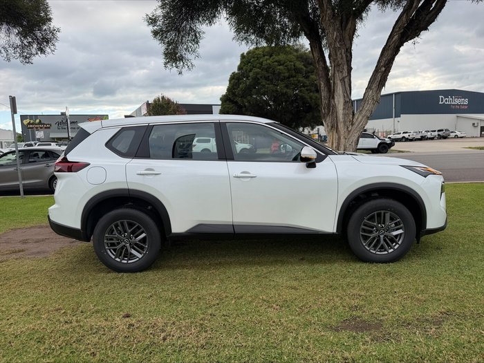 2026 NISSAN X-TRAIL