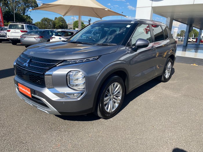 2023 MITSUBISHI OUTLANDER LS 7 SEAT (AWD)