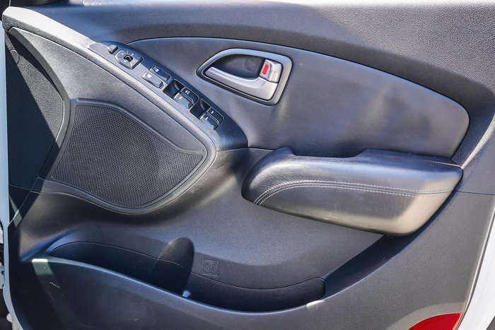 2014 HYUNDAI iX35 SE (FWD)