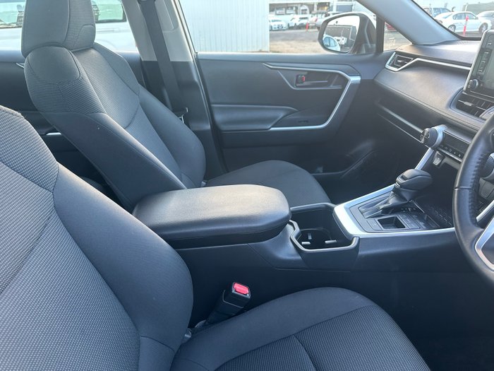 2022 Toyota RAV4 GX