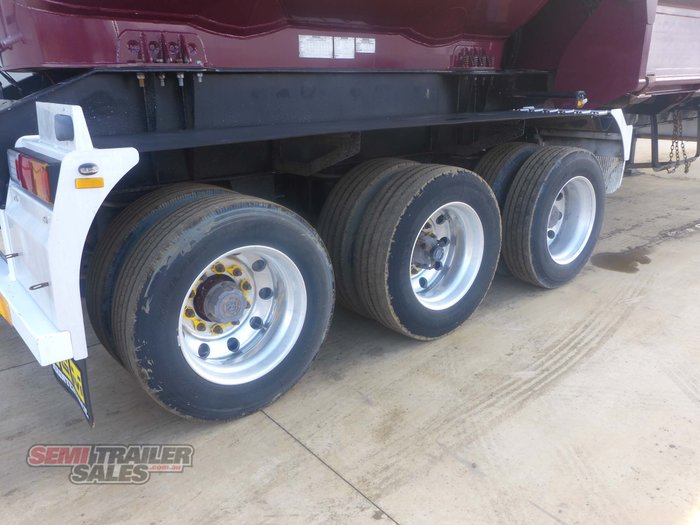 2017 Jamieson Boomer Side Tipper Tanker Road Train Rated