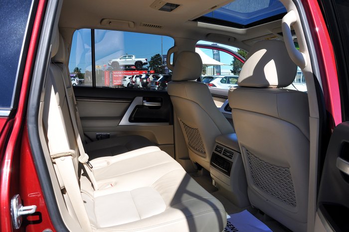 2020 Toyota Landcruiser VX