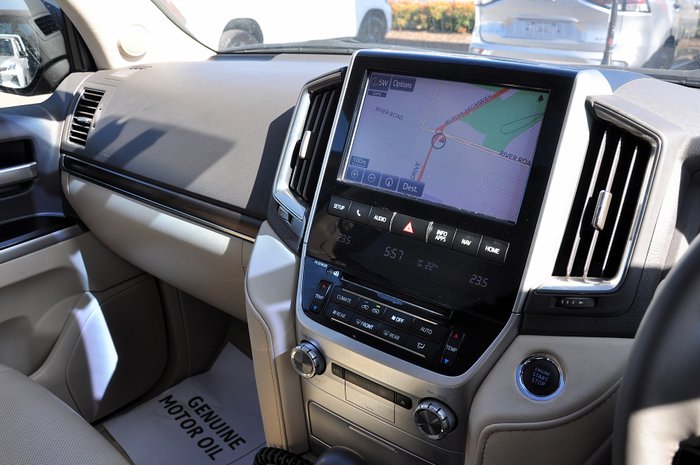 2020 Toyota Landcruiser VX