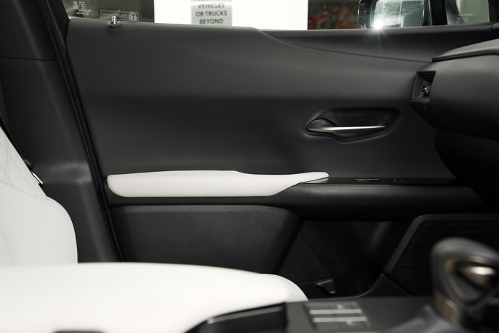 2023 Lexus UX 250h Luxury