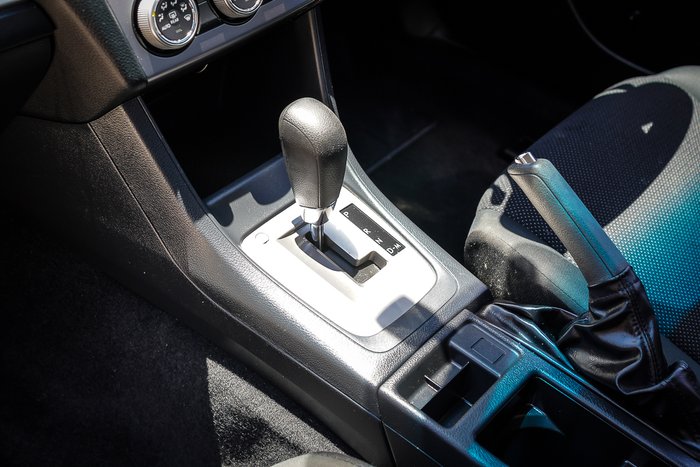 2016 SUBARU IMPREZA 2.0i (AWD)