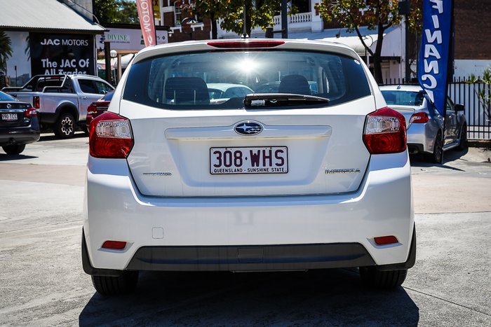 2016 SUBARU IMPREZA 2.0i (AWD)