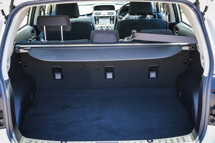 2016 SUBARU IMPREZA 2.0i (AWD)