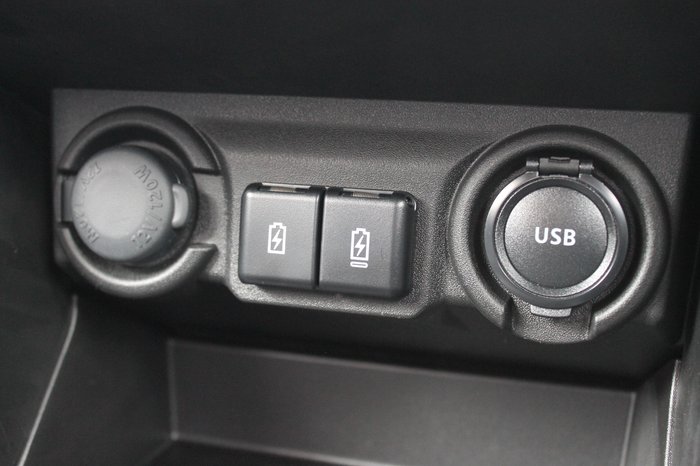 2025 Suzuki Swift Hybrid Plus