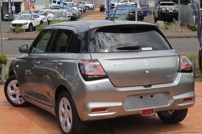 2025 Suzuki Swift Hybrid Plus