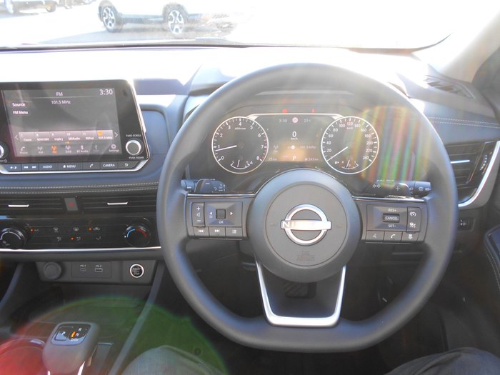 2025 Nissan X-TRAIL ST