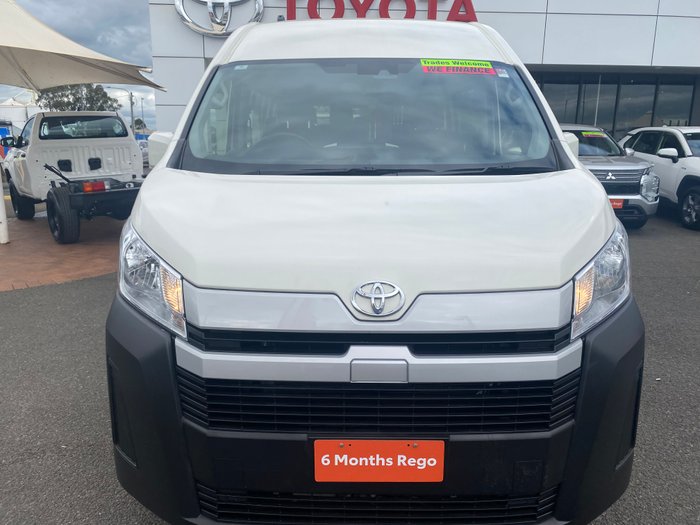 2019 Toyota Hiace Hiace Bus SLWB 2.8L T Diesel Automatic 9633060 001