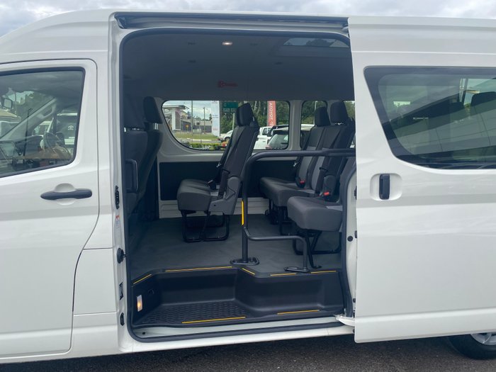 2019 Toyota Hiace Hiace Bus SLWB 2.8L T Diesel Automatic 9633060 001